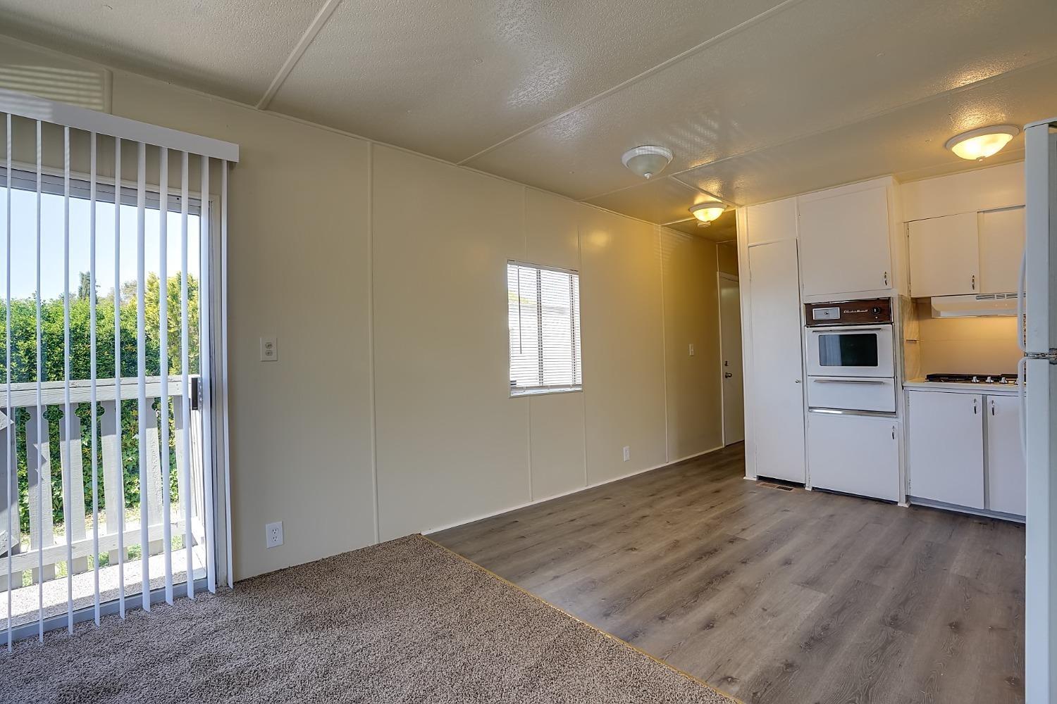 Detail Gallery Image 11 of 15 For 5835 Cherokee Rd 7, Stockton,  CA 95215 - 1 Beds | 1 Baths