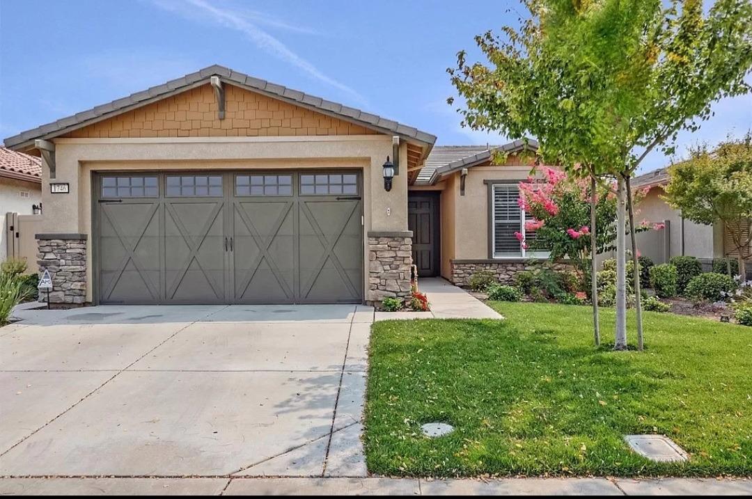 Detail Gallery Image 1 of 1 For 1746 Dogwood Glen Way, Manteca,  CA 95336 - 2 Beds | 2 Baths