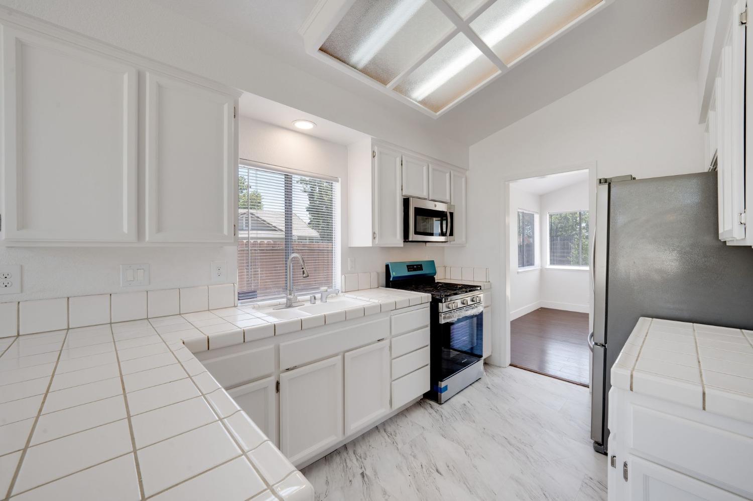 Emerald Fell Court, Antelope, California image 9