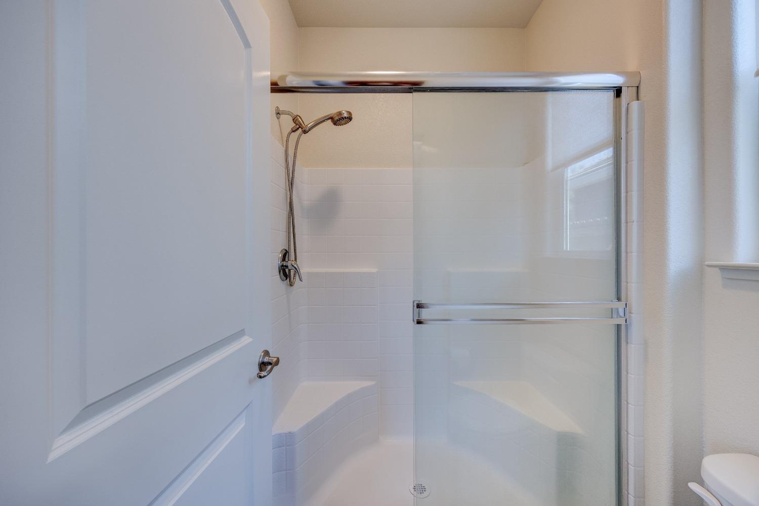 Detail Gallery Image 28 of 47 For 601 St Helena Dr, Newman,  CA 95360 - 4 Beds | 2/1 Baths