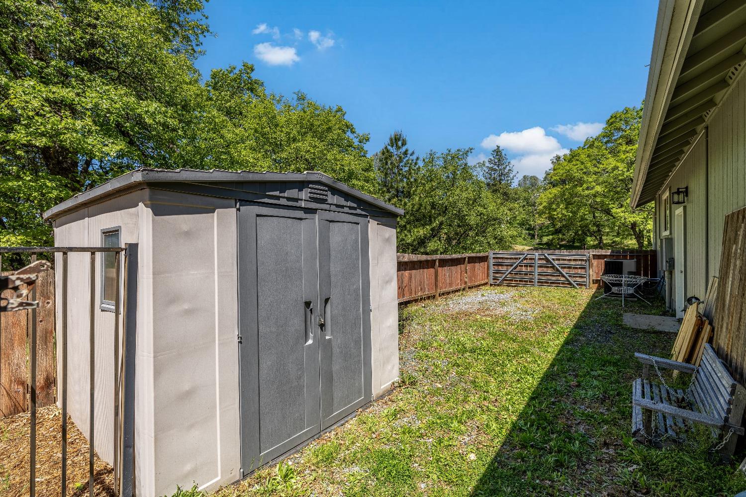 Detail Gallery Image 32 of 70 For 501 Shell Ln, Placerville,  CA 95667 - 3 Beds | 2/1 Baths