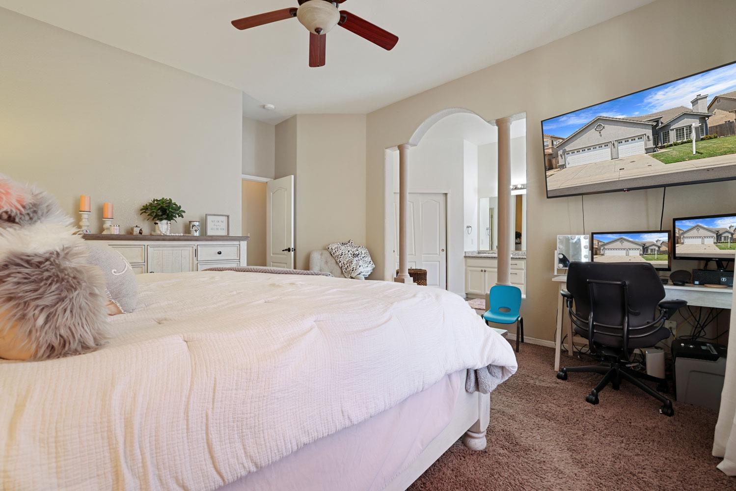 Detail Gallery Image 25 of 39 For 3153 Joshua Tree Cir, Stockton,  CA 95209 - 4 Beds | 2 Baths