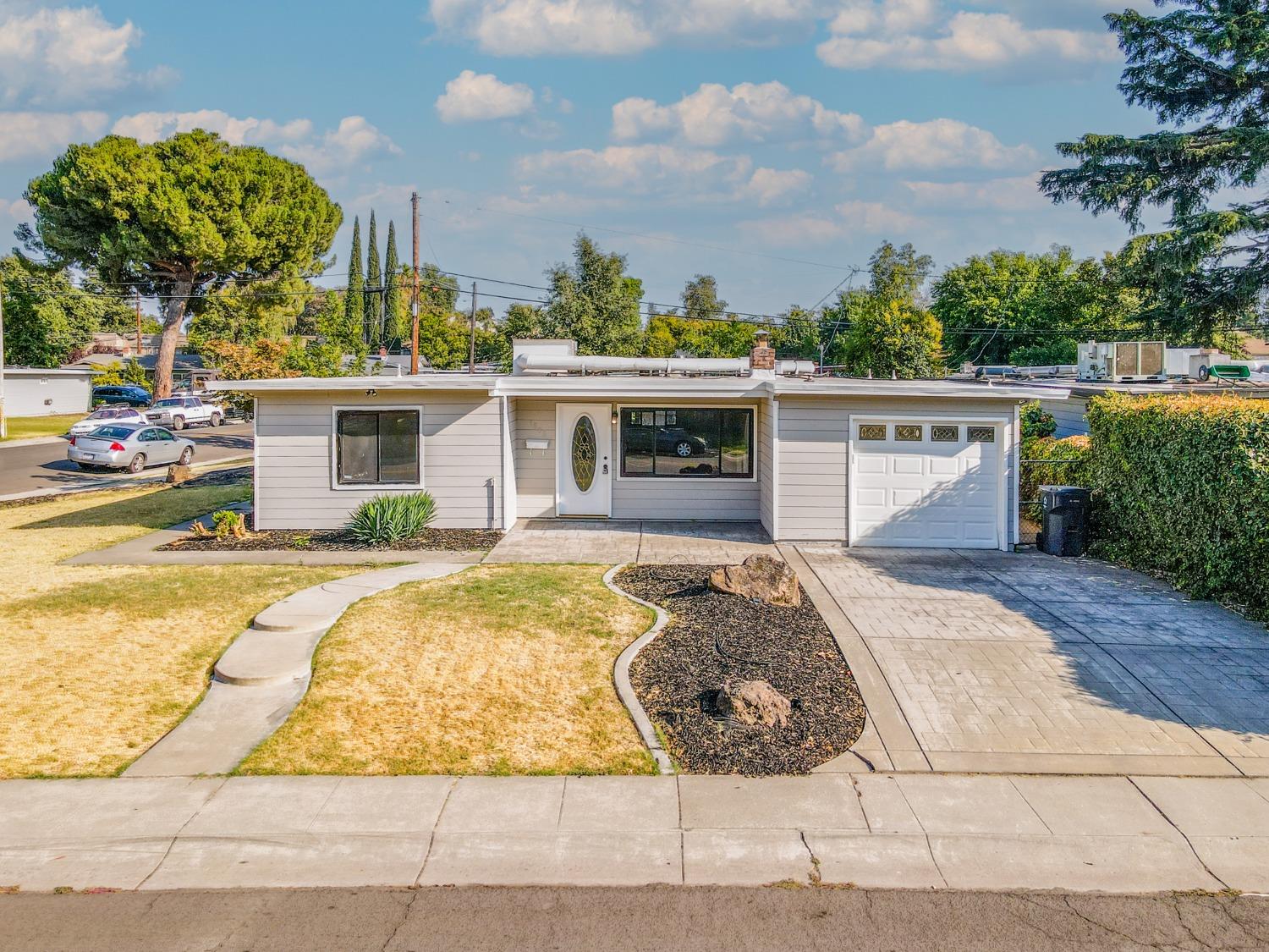 Detail Gallery Image 1 of 1 For 1506 Polk Way, Stockton,  CA 95207 - 3 Beds | 2 Baths