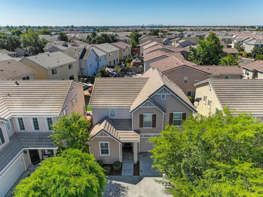 Detail Gallery Image 1 of 1 For 421 Picasso Cir, Sacramento,  CA 95835 - 3 Beds | 2/1 Baths