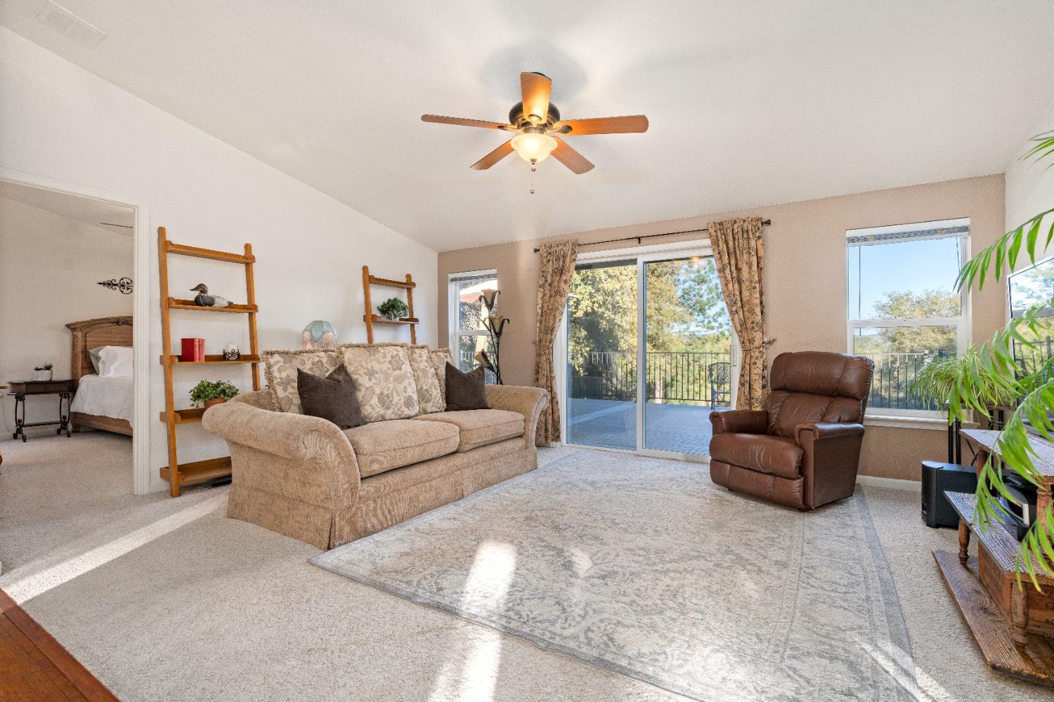 Detail Gallery Image 19 of 73 For 10381 Donna Way, Penn Valley,  CA 95946 - 4 Beds | 2 Baths