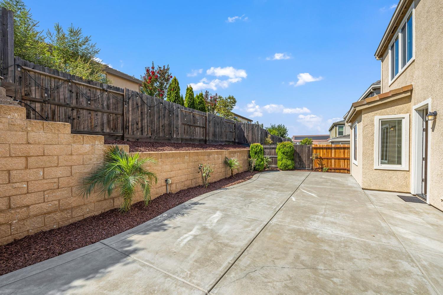 Detail Gallery Image 50 of 54 For 1396 Skibbereen Way, Rocklin,  CA 95765 - 5 Beds | 3/1 Baths