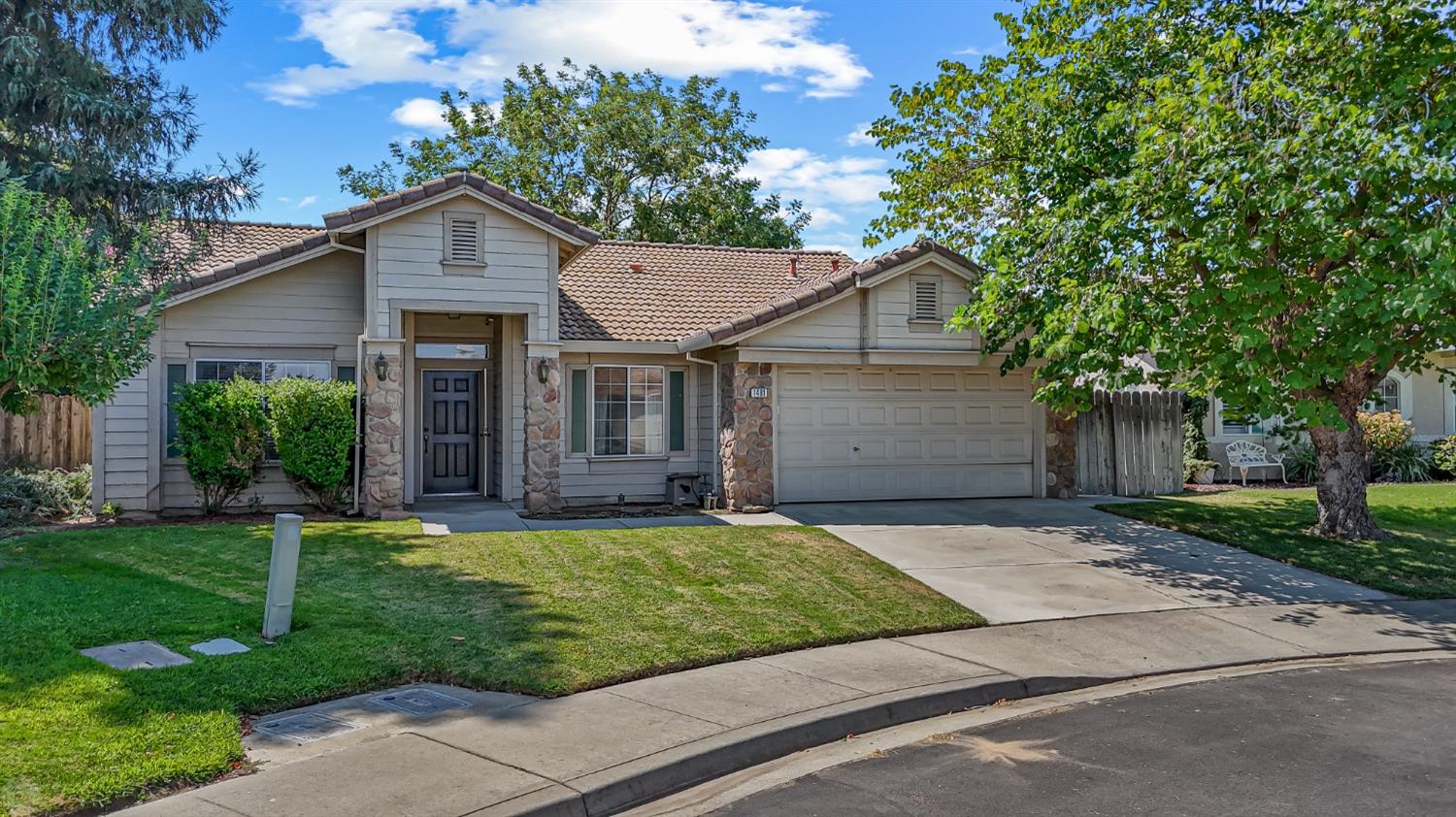 Detail Gallery Image 1 of 1 For 1481 Tumbleweed Ct, Oakdale,  CA 95361 - 3 Beds | 2 Baths