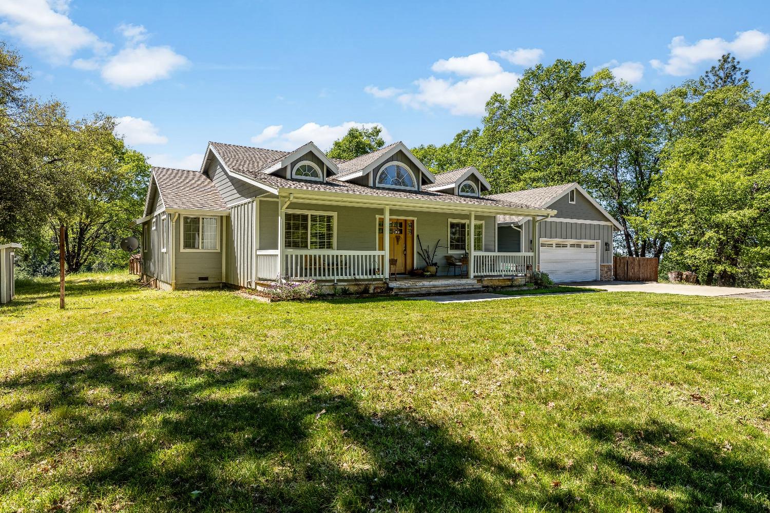 Detail Gallery Image 5 of 70 For 501 Shell Ln, Placerville,  CA 95667 - 3 Beds | 2/1 Baths