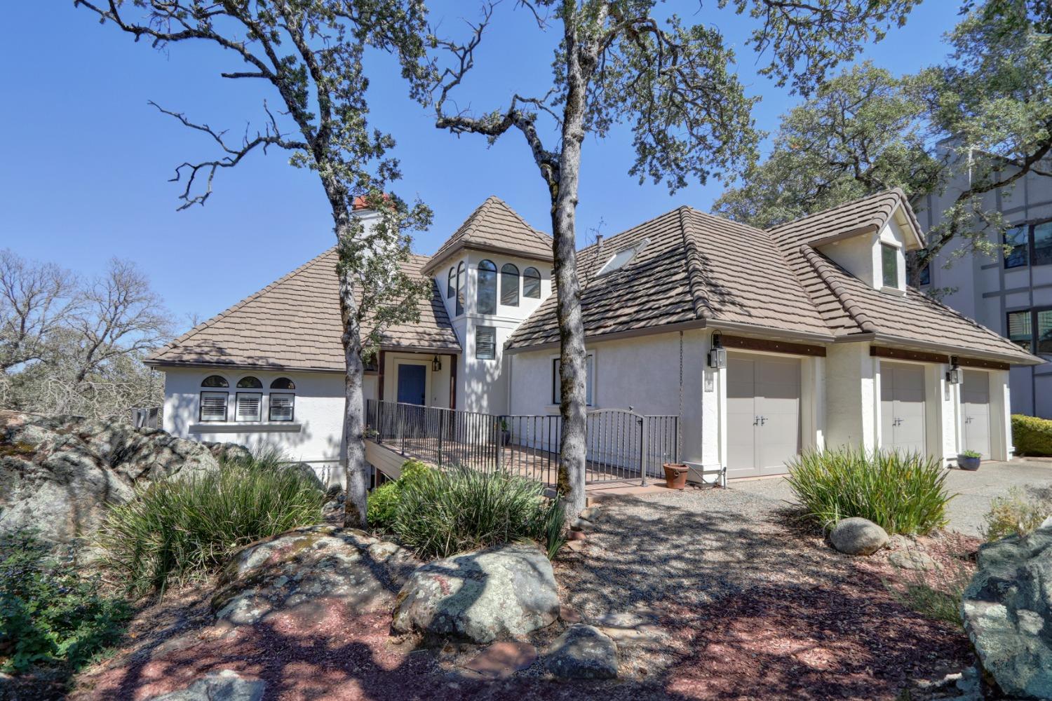 Detail Gallery Image 1 of 1 For 3209 Ridgeview Dr, El Dorado Hills,  CA 95762 - 3 Beds | 2 Baths