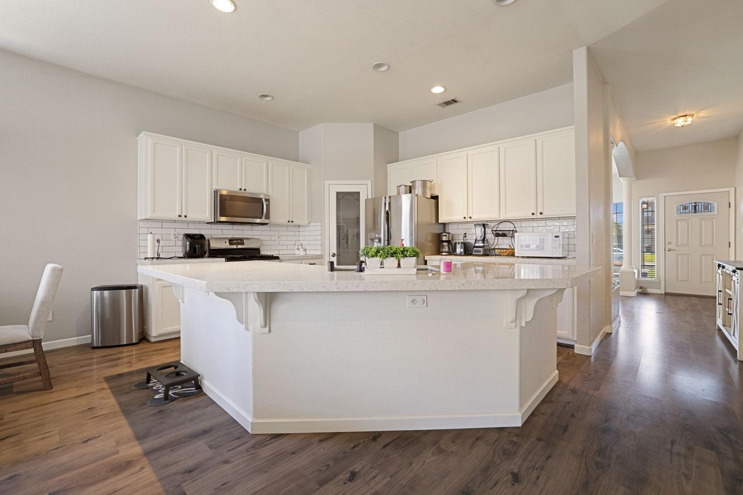 Detail Gallery Image 29 of 39 For 3153 Joshua Tree Cir, Stockton,  CA 95209 - 4 Beds | 2 Baths