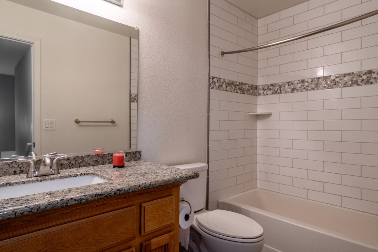 Detail Gallery Image 18 of 26 For 117 Westview Ln, Jackson,  CA 95642 - 3 Beds | 2/1 Baths