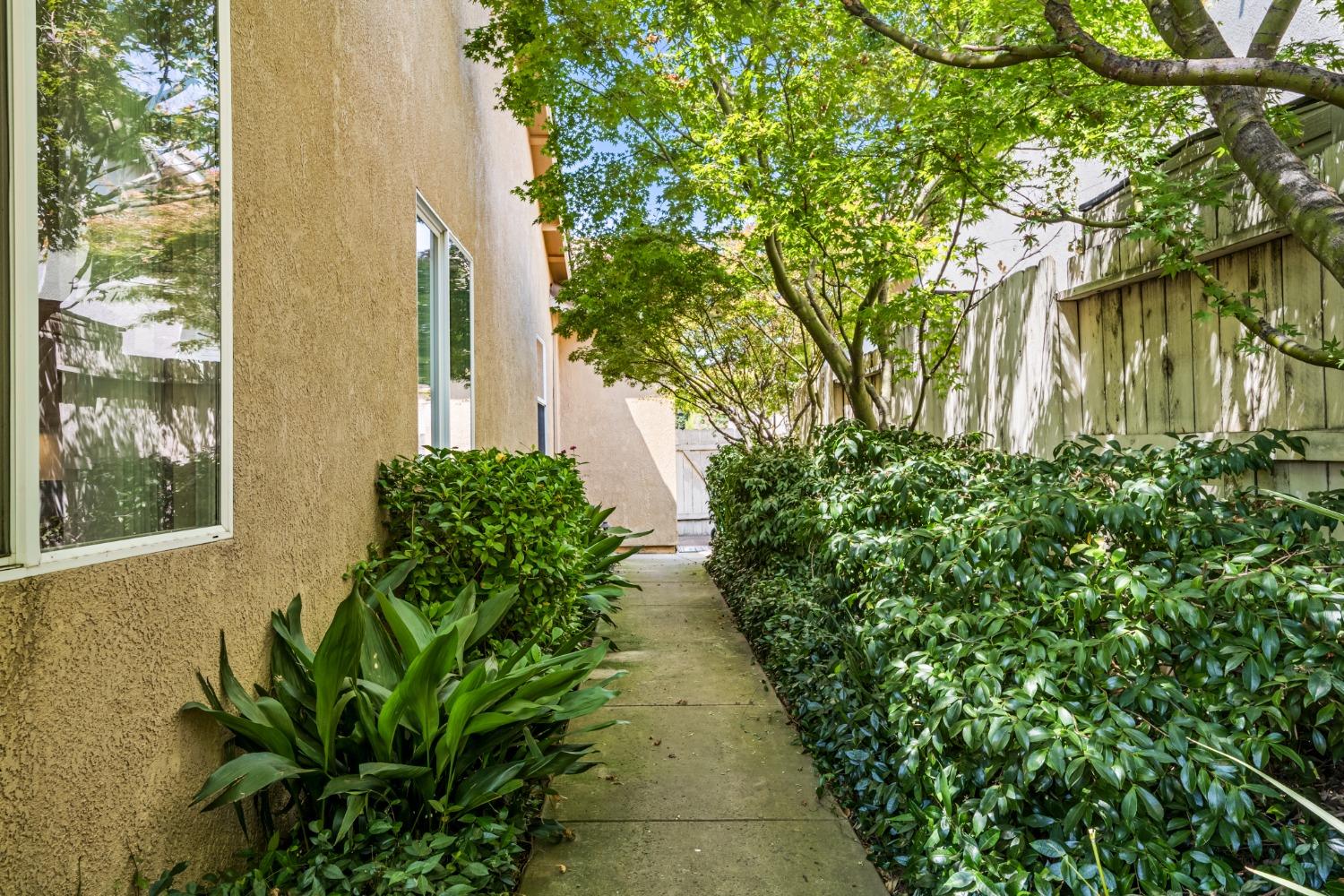 Detail Gallery Image 62 of 69 For 9556 Sun Poppy Way, El Dorado Hills,  CA 95762 - 2 Beds | 2/1 Baths