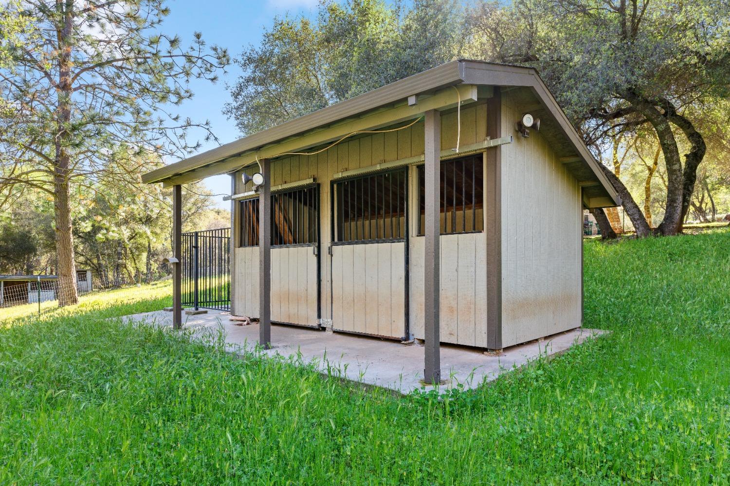 Detail Gallery Image 33 of 73 For 10381 Donna Way, Penn Valley,  CA 95946 - 4 Beds | 2 Baths