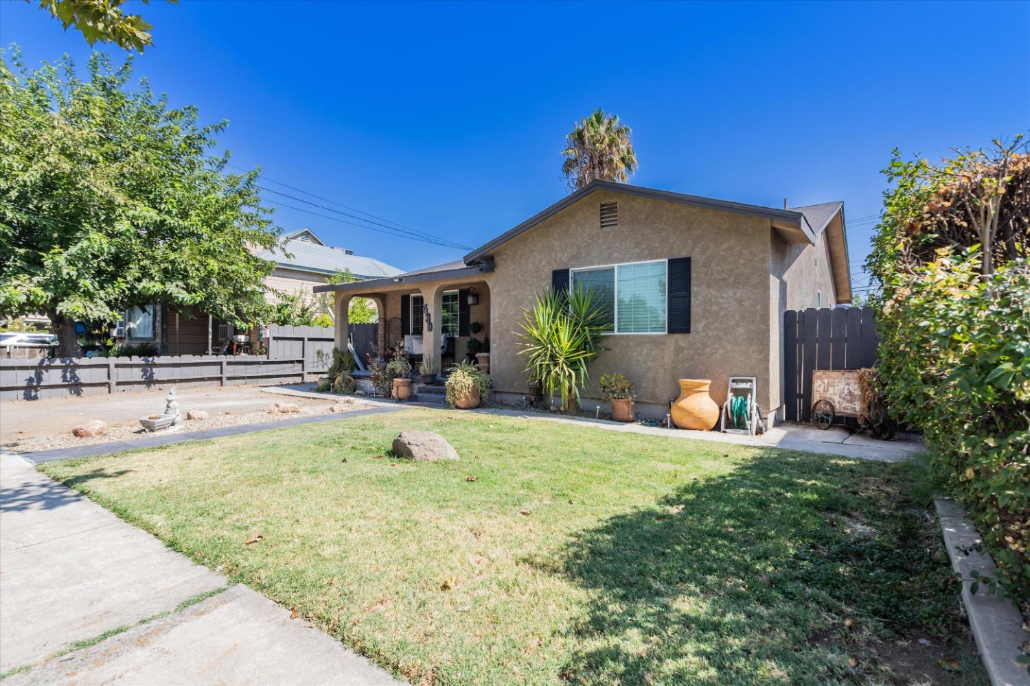 K Street, Los Banos, California image 2