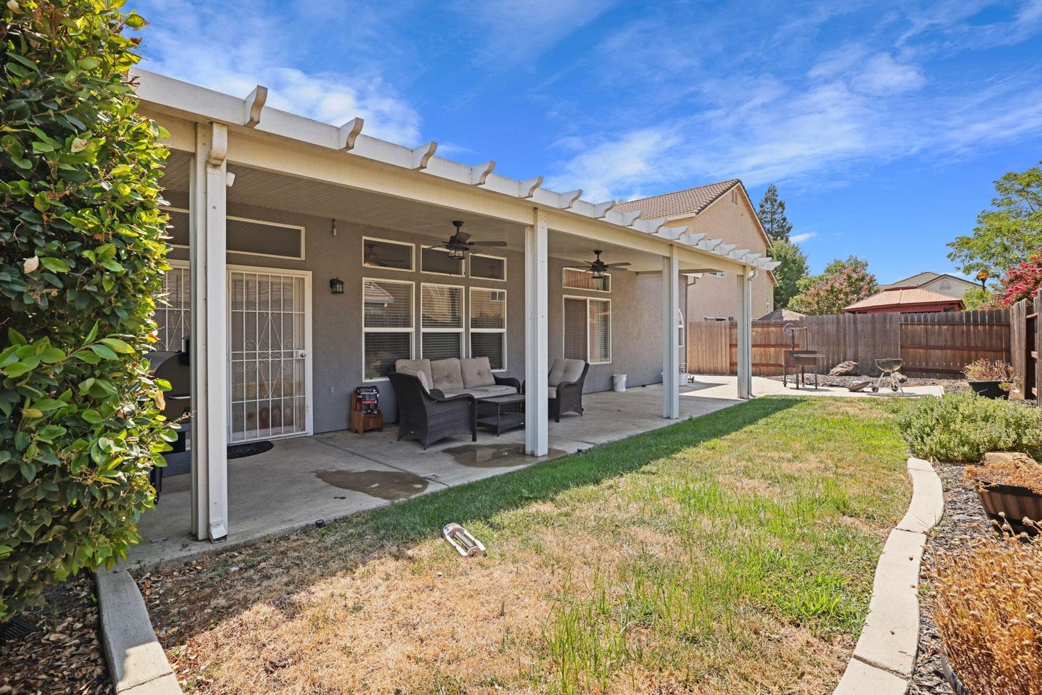 Detail Gallery Image 36 of 39 For 3153 Joshua Tree Cir, Stockton,  CA 95209 - 4 Beds | 2 Baths