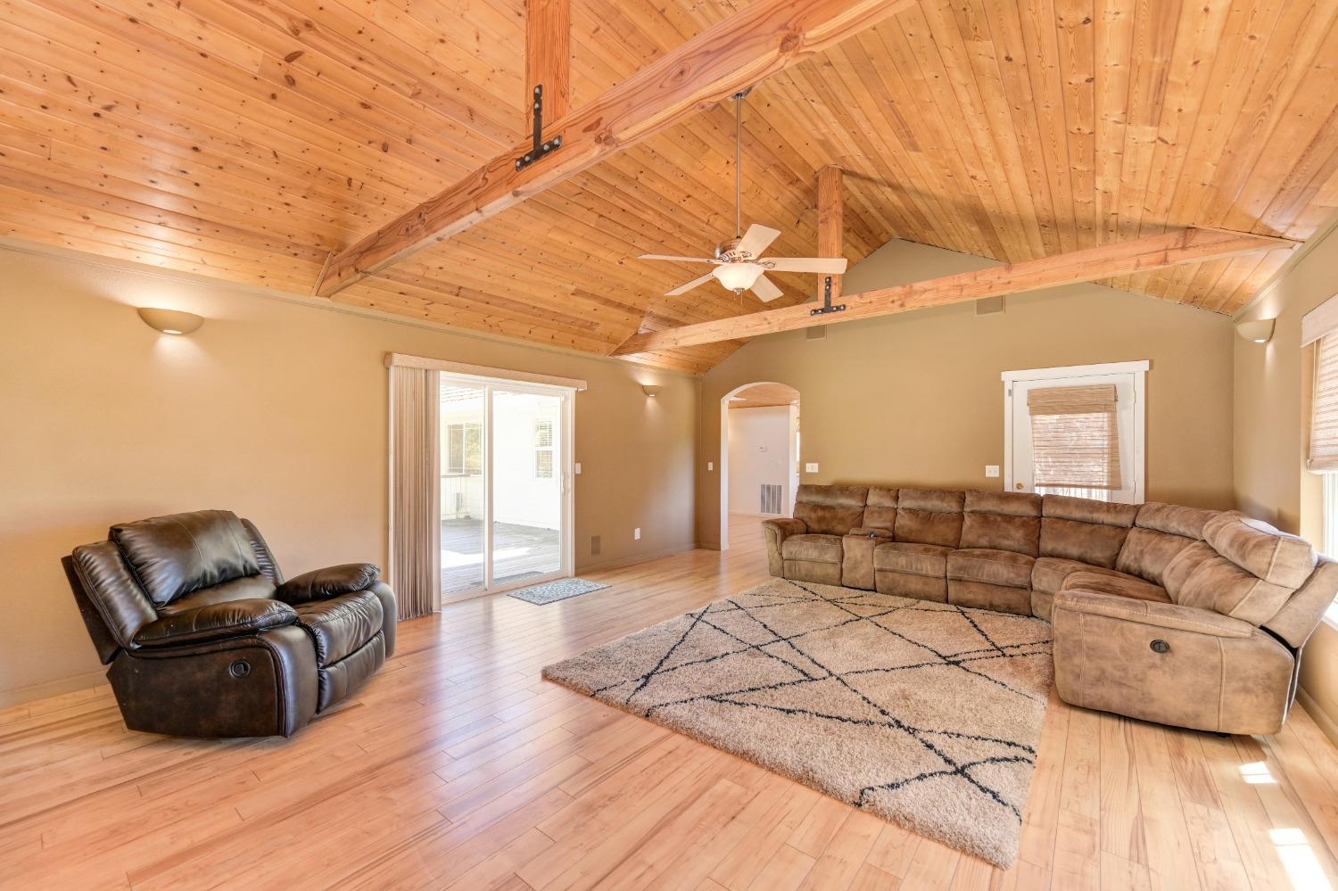 Detail Gallery Image 42 of 99 For 1486 Golden Spur Dr, Placerville,  CA 95667 - 3 Beds | 2 Baths