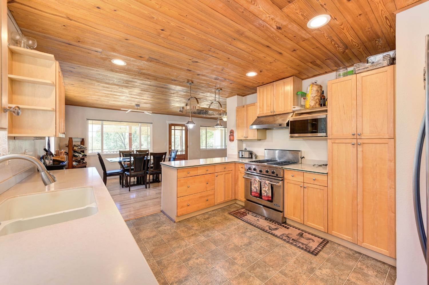 Detail Gallery Image 22 of 99 For 1486 Golden Spur Dr, Placerville,  CA 95667 - 3 Beds | 2 Baths