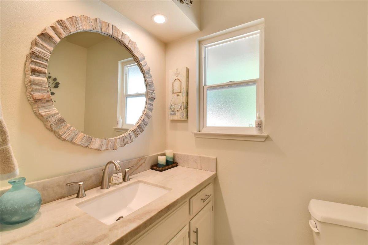 Detail Gallery Image 28 of 73 For 1728 Columbia Dr, Yuba City,  CA 95991 - 4 Beds | 2/1 Baths