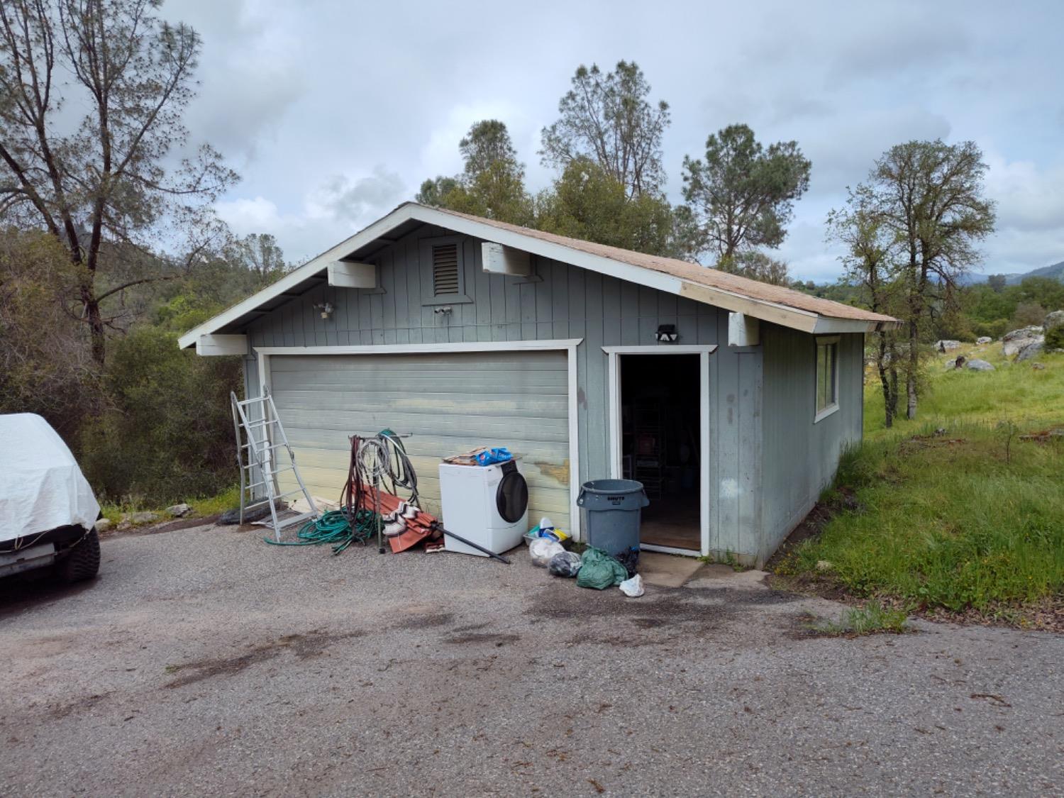 Detail Gallery Image 9 of 21 For 31578 Road 400, Coarsegold,  CA 93614 - 3 Beds | 2 Baths