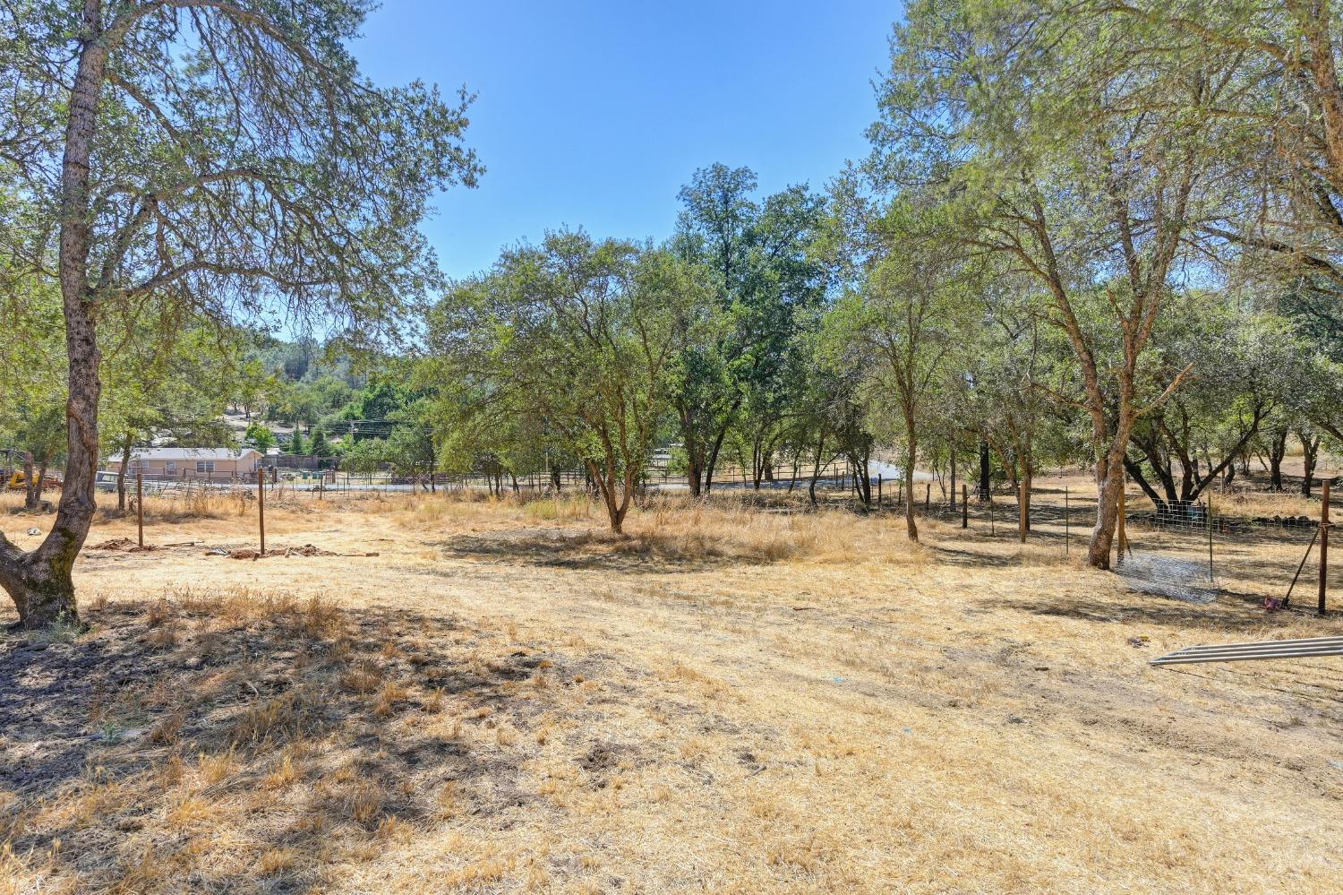 Detail Gallery Image 83 of 99 For 1486 Golden Spur Dr, Placerville,  CA 95667 - 3 Beds | 2 Baths