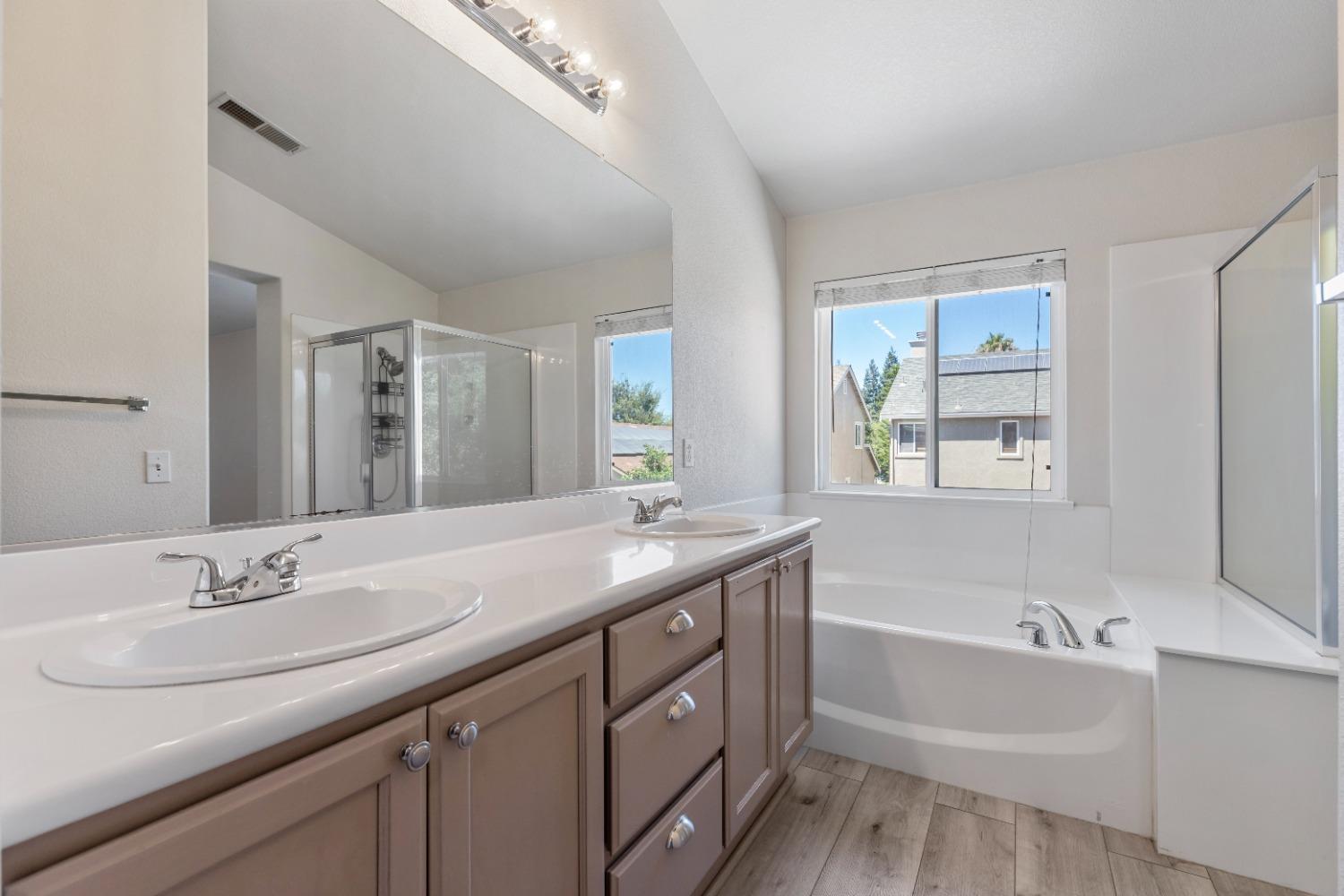 Detail Gallery Image 32 of 44 For 1823 Oswego Ct, Tracy,  CA 95304 - 4 Beds | 2/1 Baths