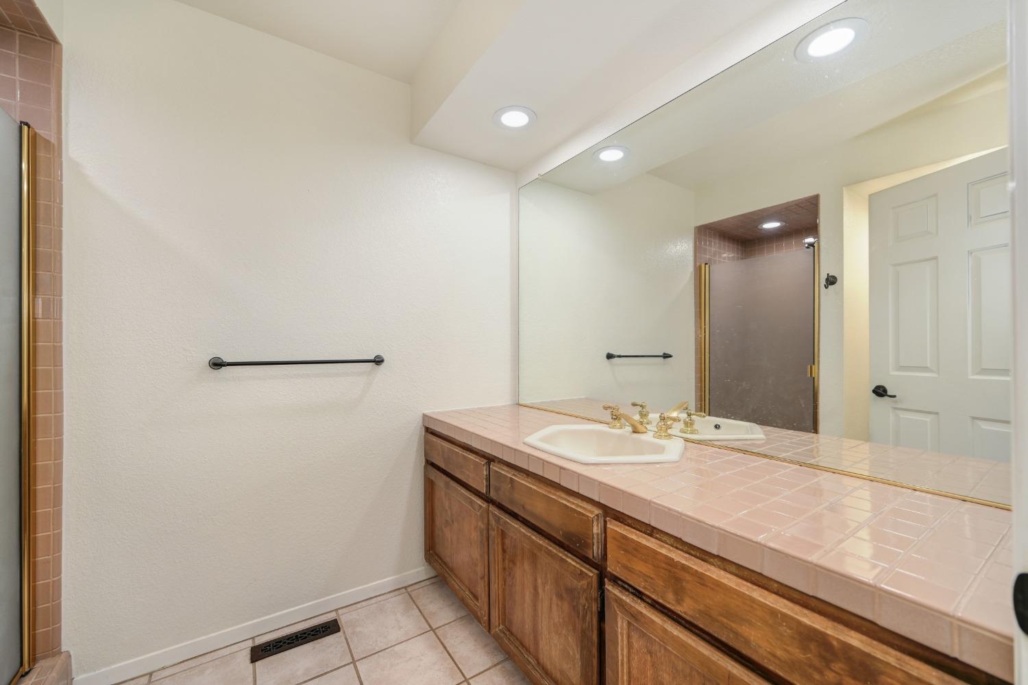 Detail Gallery Image 29 of 48 For 6804 Domingo Dr, Rancho Murieta,  CA 95683 - 1 Beds | 2 Baths