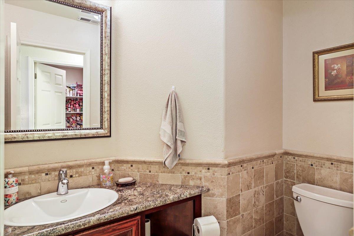 Detail Gallery Image 24 of 59 For 446 Glenbriar Cir, Tracy,  CA 95377 - 5 Beds | 2/1 Baths