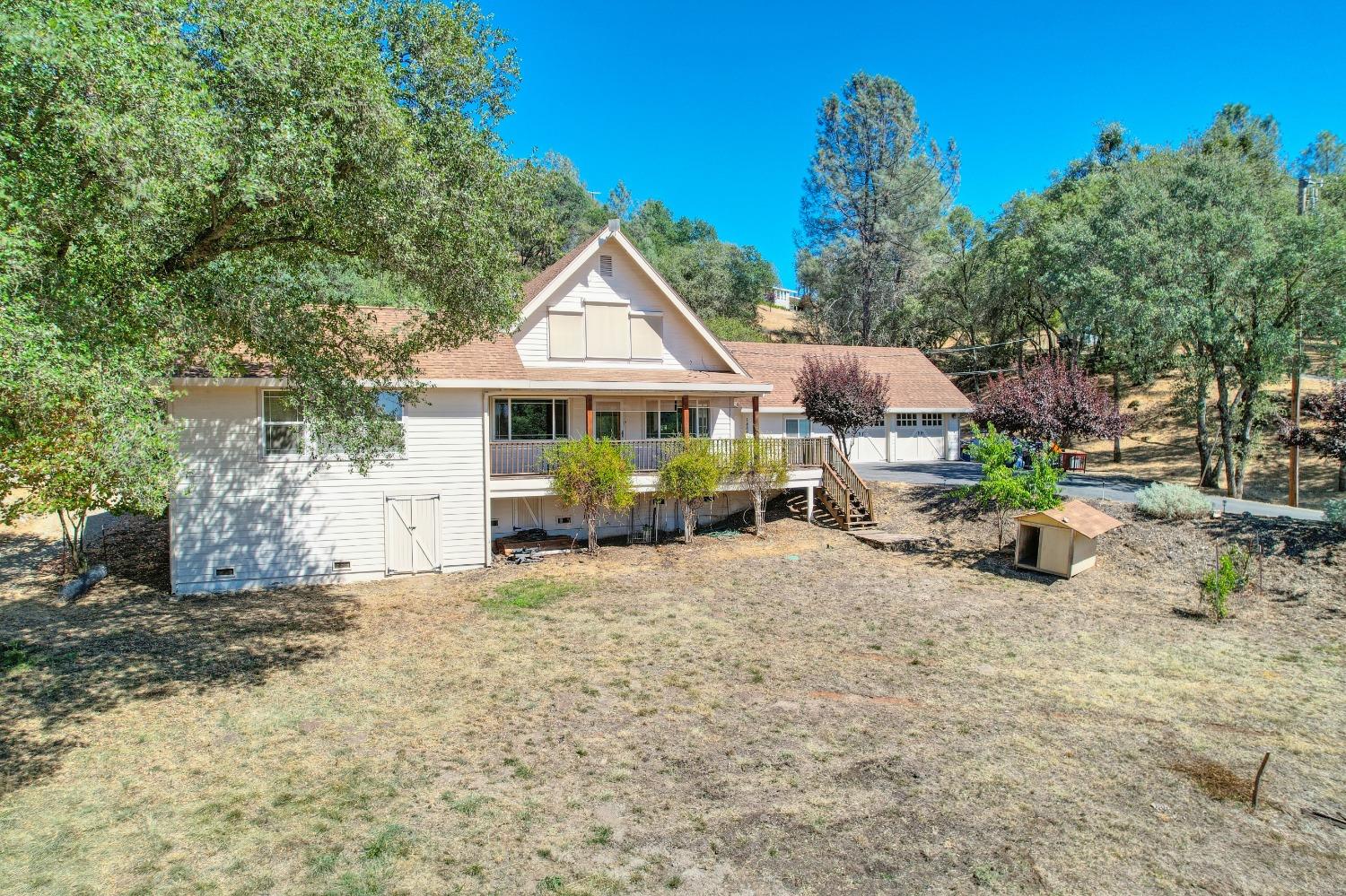 Detail Gallery Image 3 of 99 For 1486 Golden Spur Dr, Placerville,  CA 95667 - 3 Beds | 2 Baths