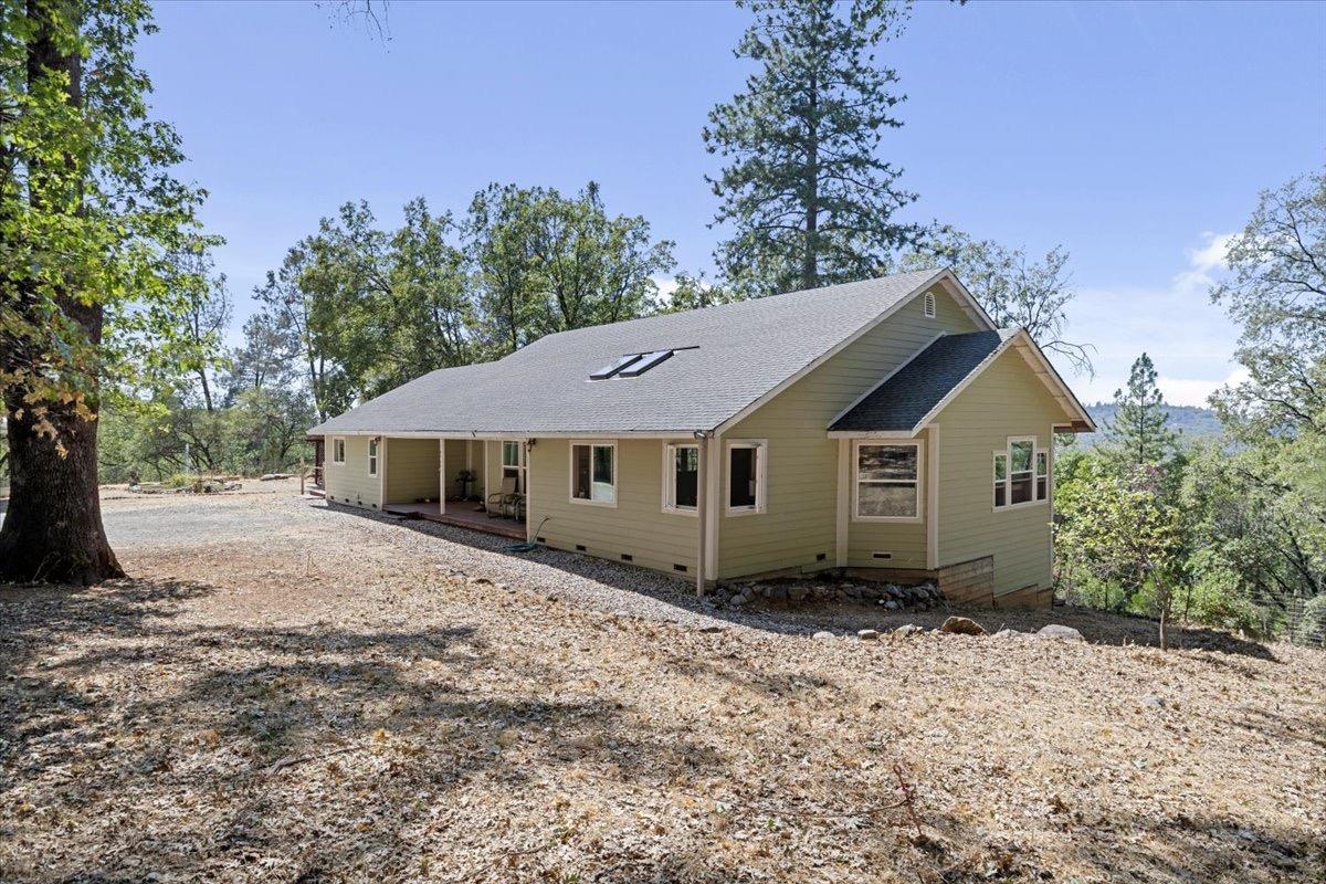 Detail Gallery Image 1 of 47 For 14904 Blind Shady Rd, Nevada City,  CA 95959 - 3 Beds | 3 Baths