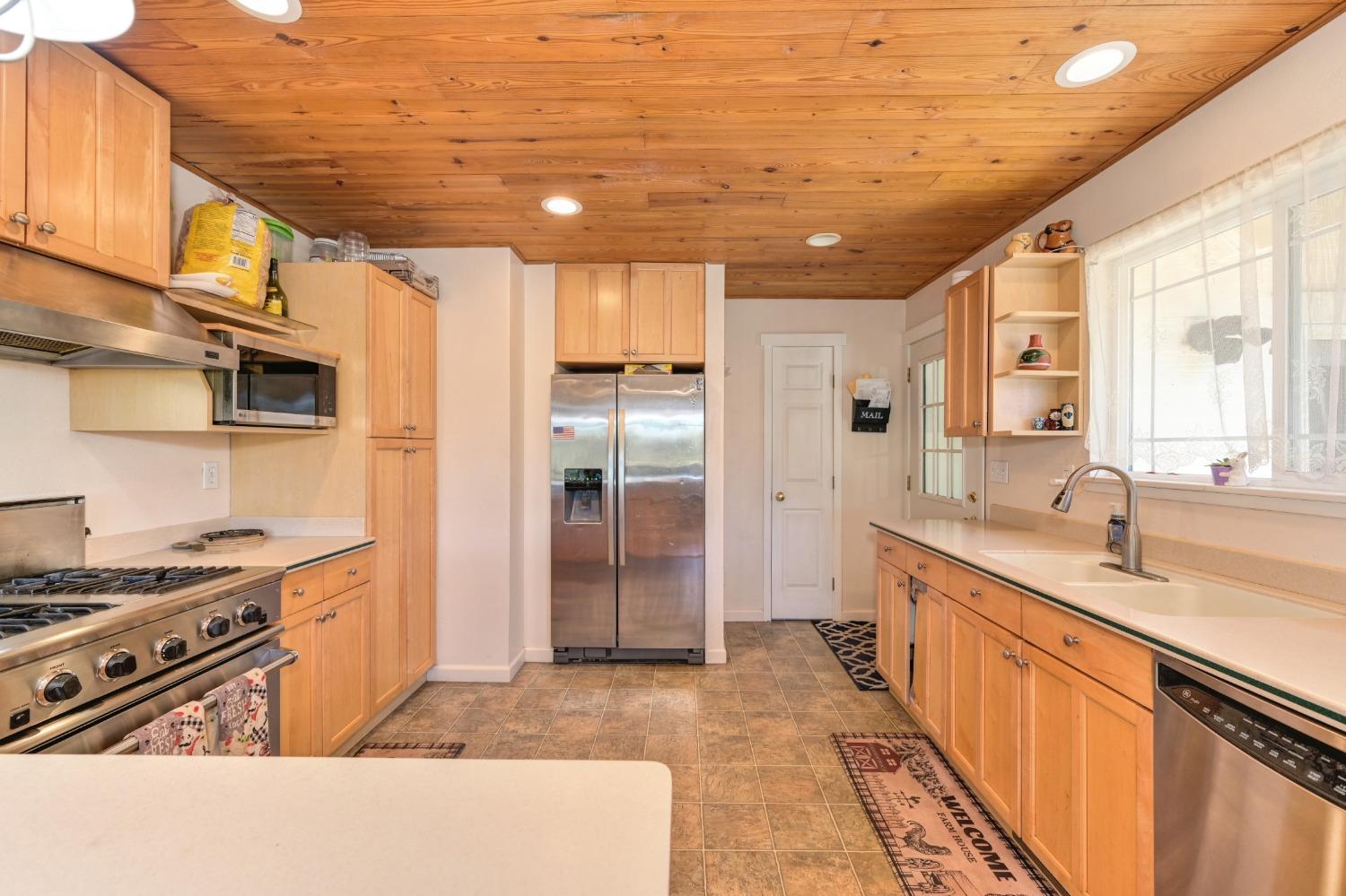 Detail Gallery Image 27 of 99 For 1486 Golden Spur Dr, Placerville,  CA 95667 - 3 Beds | 2 Baths