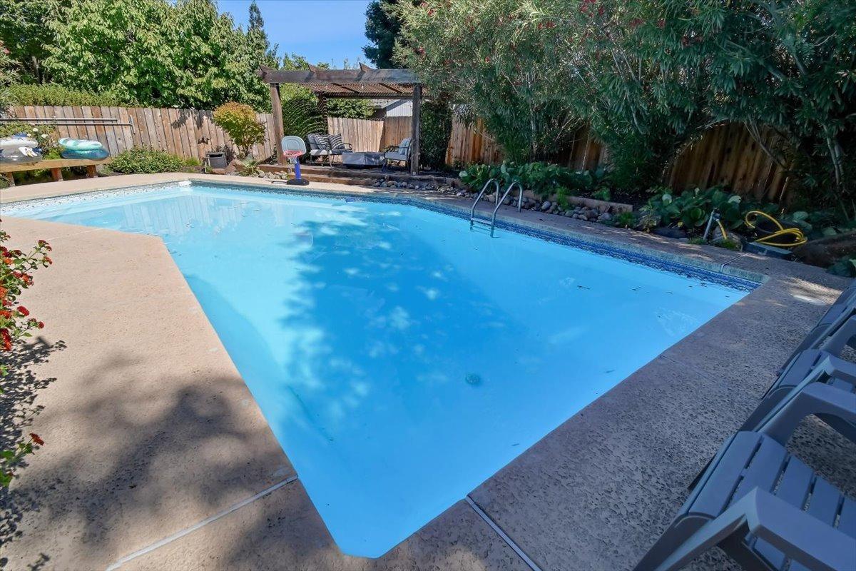 Detail Gallery Image 69 of 73 For 1728 Columbia Dr, Yuba City,  CA 95991 - 4 Beds | 2/1 Baths