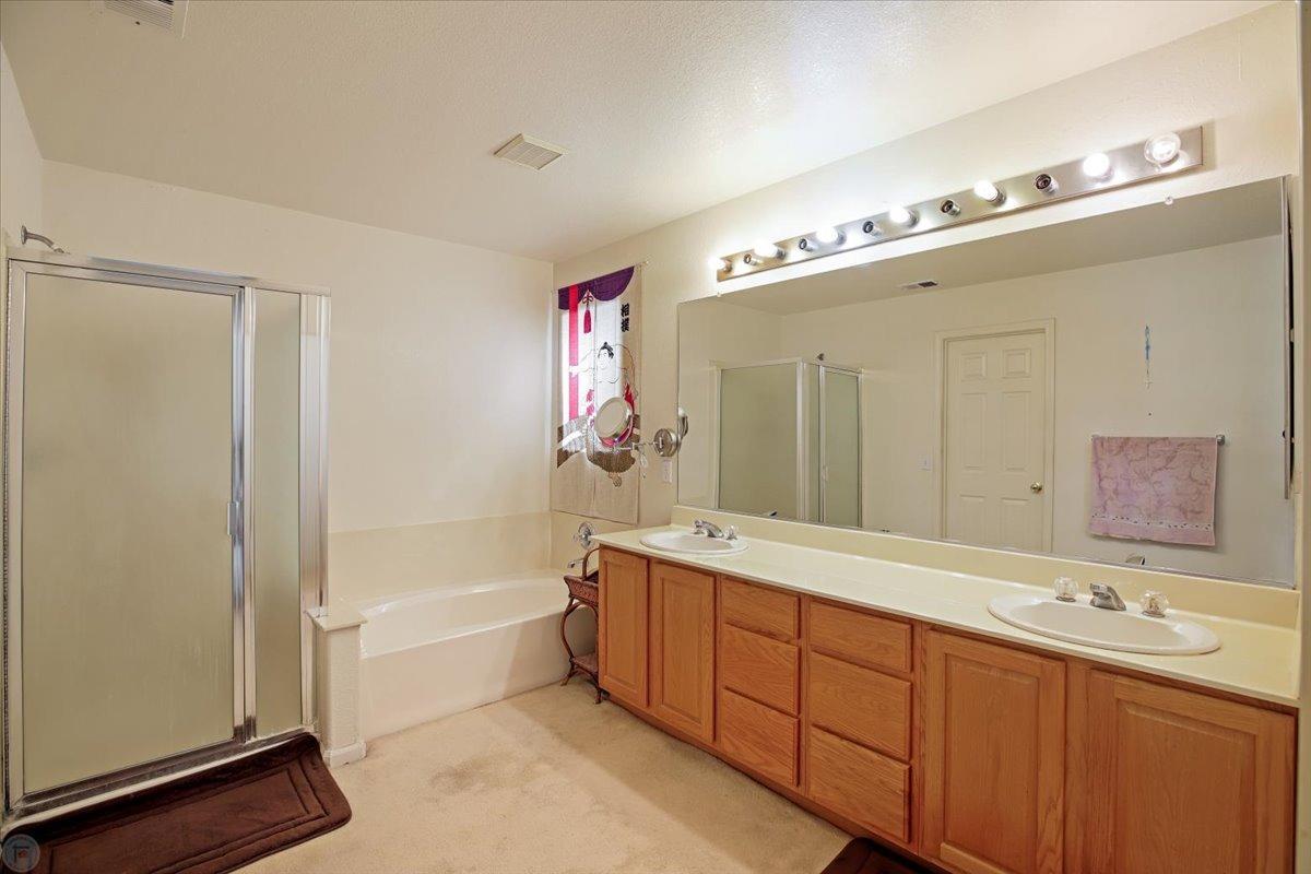 Detail Gallery Image 34 of 59 For 446 Glenbriar Cir, Tracy,  CA 95377 - 5 Beds | 2/1 Baths