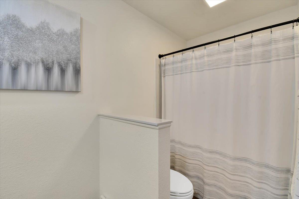 Detail Gallery Image 30 of 73 For 1728 Columbia Dr, Yuba City,  CA 95991 - 4 Beds | 2/1 Baths