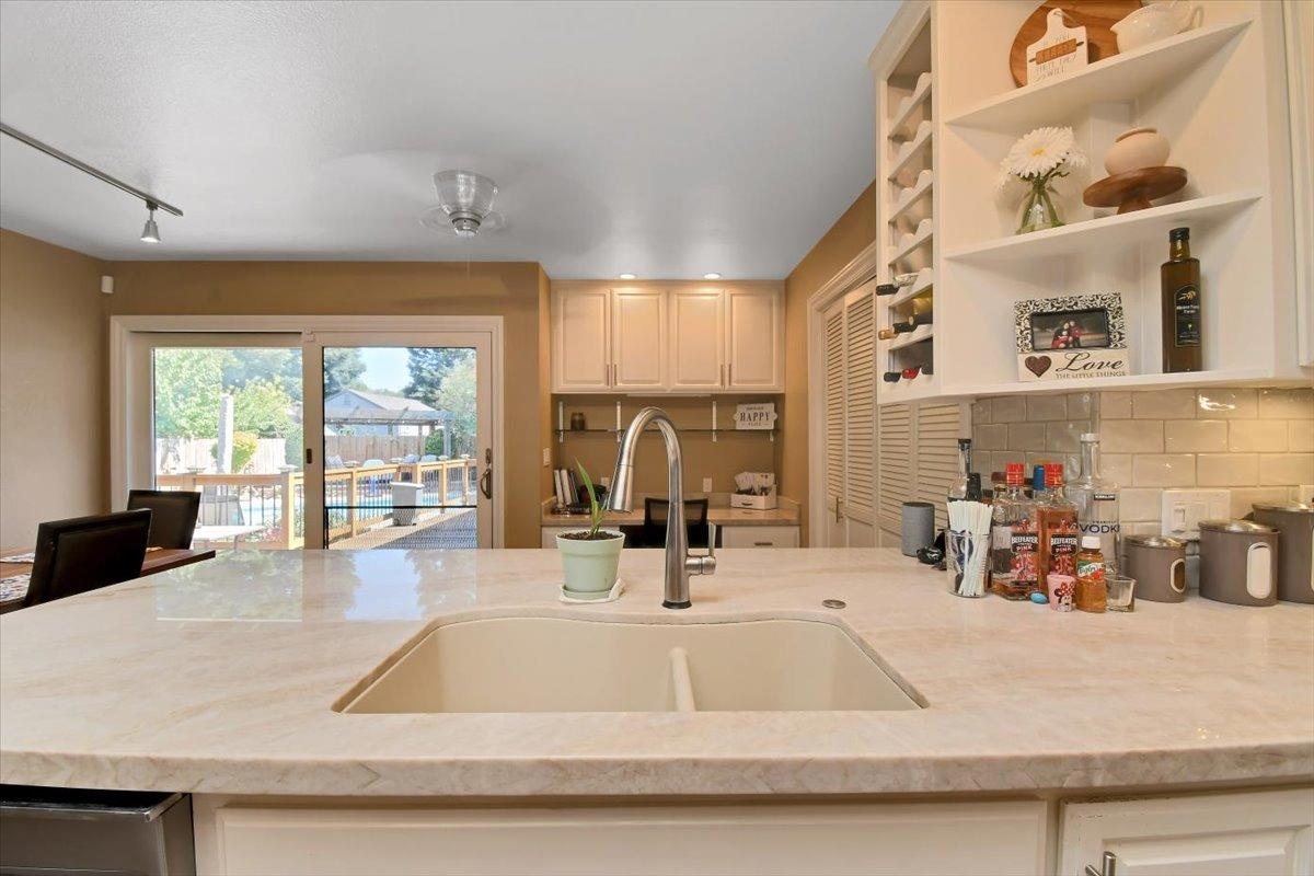 Detail Gallery Image 16 of 73 For 1728 Columbia Dr, Yuba City,  CA 95991 - 4 Beds | 2/1 Baths