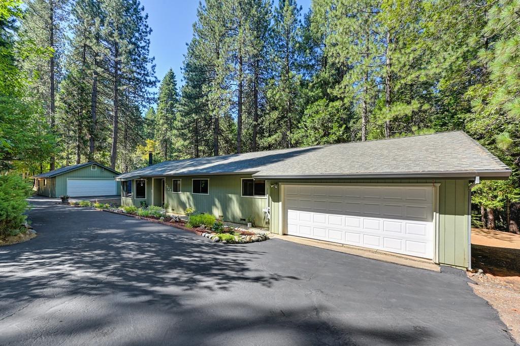 Detail Gallery Image 1 of 1 For 5027 Apple Creek Ct, Pollock Pines,  CA 95726 - 3 Beds | 2 Baths