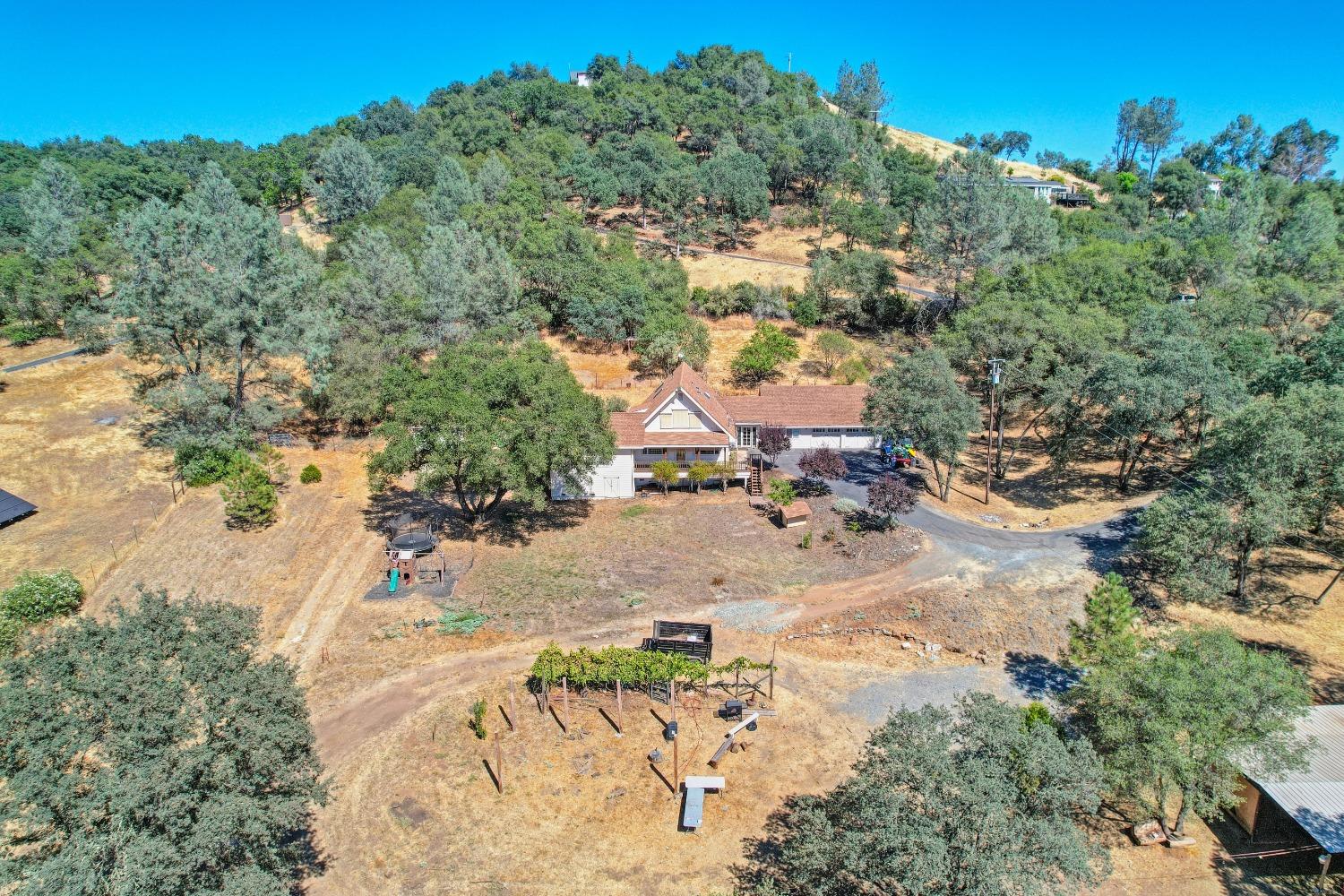 Detail Gallery Image 2 of 99 For 1486 Golden Spur Dr, Placerville,  CA 95667 - 3 Beds | 2 Baths