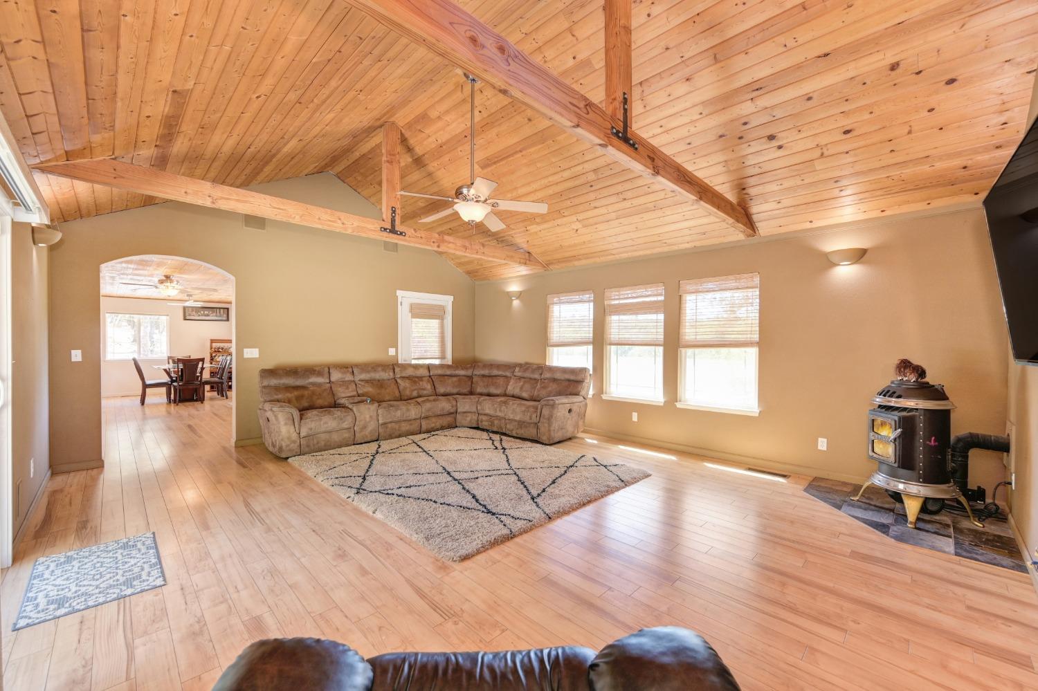 Detail Gallery Image 43 of 99 For 1486 Golden Spur Dr, Placerville,  CA 95667 - 3 Beds | 2 Baths