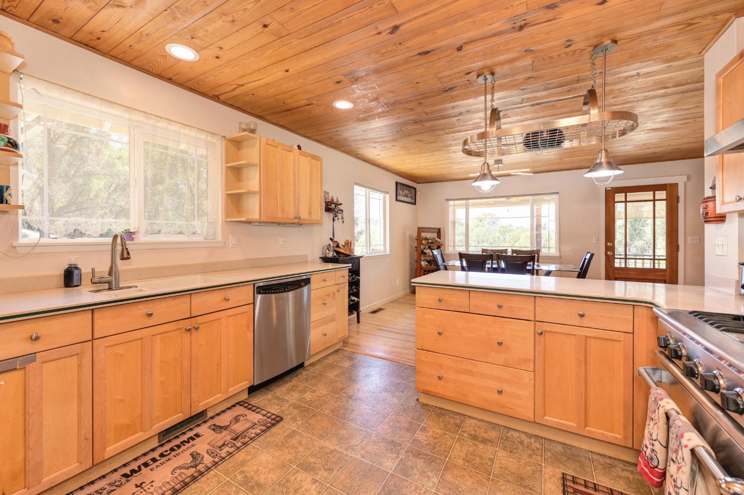 Detail Gallery Image 23 of 99 For 1486 Golden Spur Dr, Placerville,  CA 95667 - 3 Beds | 2 Baths