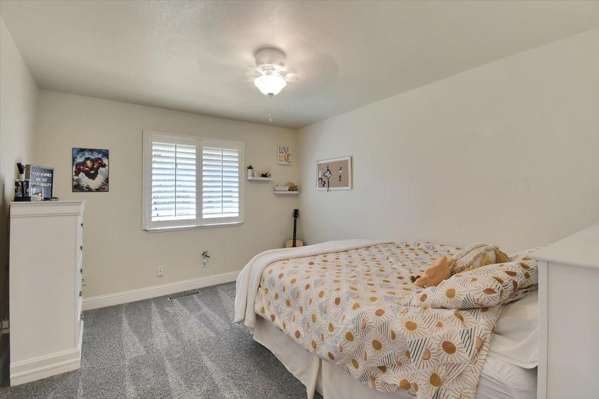 Detail Gallery Image 31 of 73 For 1728 Columbia Dr, Yuba City,  CA 95991 - 4 Beds | 2/1 Baths