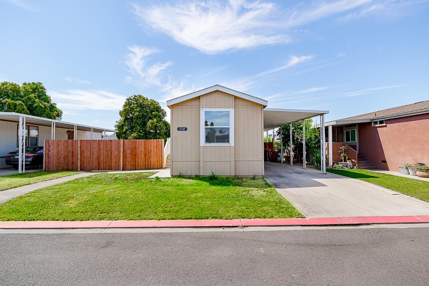 Detail Gallery Image 1 of 1 For 5901 Newbrook Circle 138, Riverbank,  CA 95367 - 2 Beds | 2 Baths