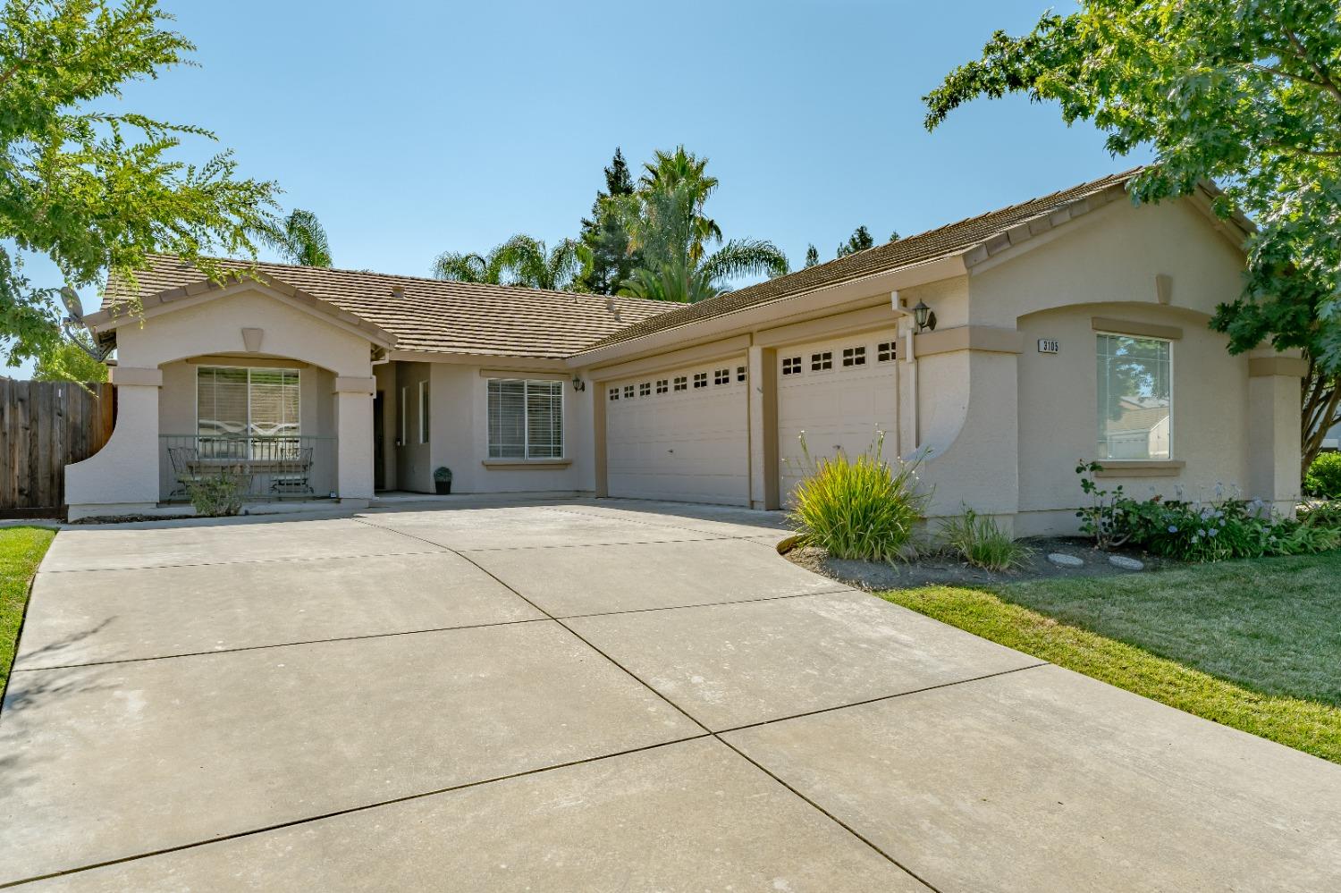 Detail Gallery Image 1 of 1 For 3105 Andrus Island Ct, West Sacramento,  CA 95691 - 3 Beds | 2 Baths