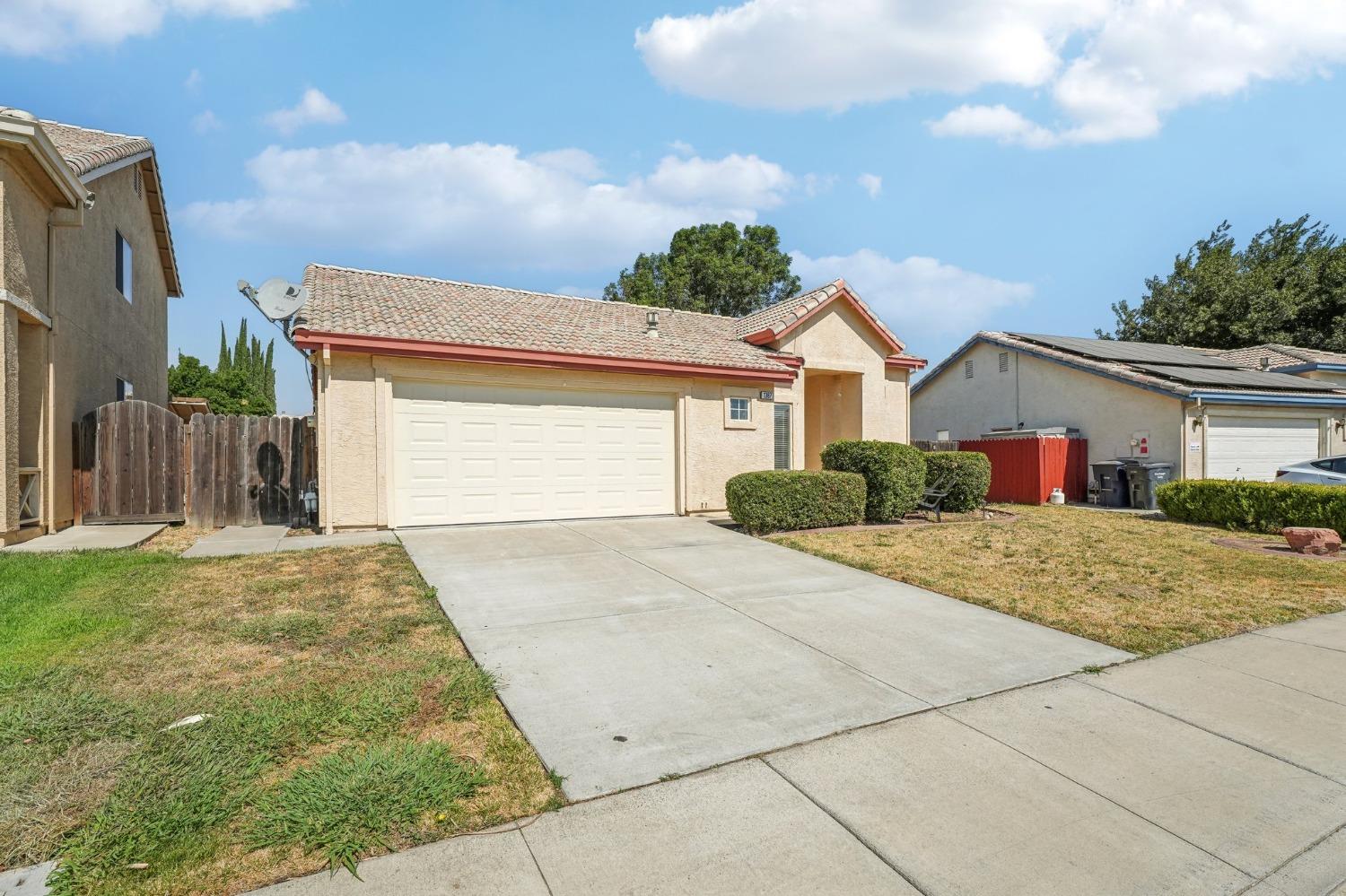 Detail Gallery Image 11 of 57 For 1387 Peppertree Way, Tracy,  CA 95376 - 3 Beds | 2 Baths