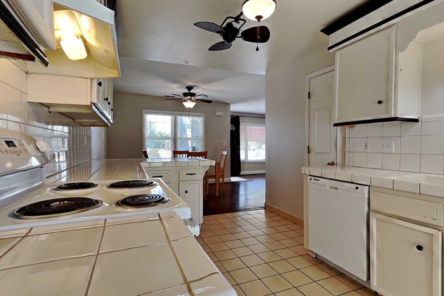 Detail Gallery Image 34 of 99 For 6549 E Woodward Ave, Manteca,  CA 95337 - 3 Beds | 2 Baths