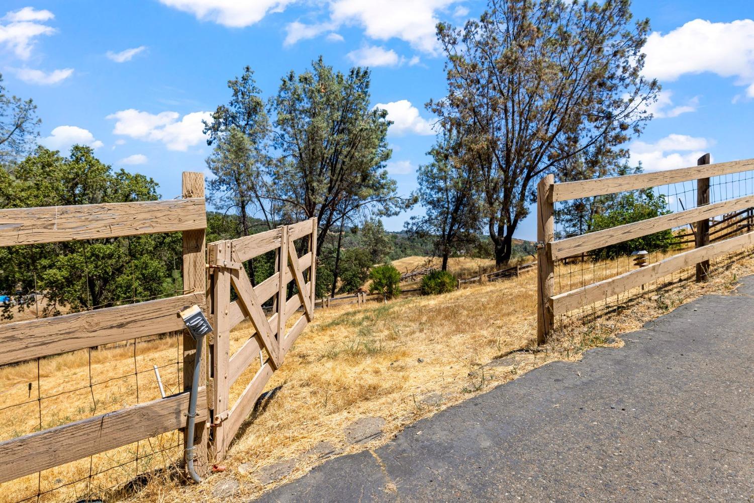 Detail Gallery Image 63 of 90 For 1720 Pleasant Ranch Ct, Placerville,  CA 95667 - 3 Beds | 2 Baths