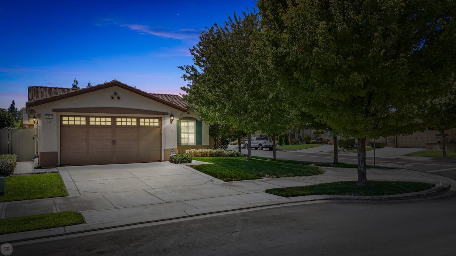 Detail Gallery Image 1 of 82 For 2351 Shadow Berry Dr, Manteca,  CA 95336 - 2 Beds | 2 Baths