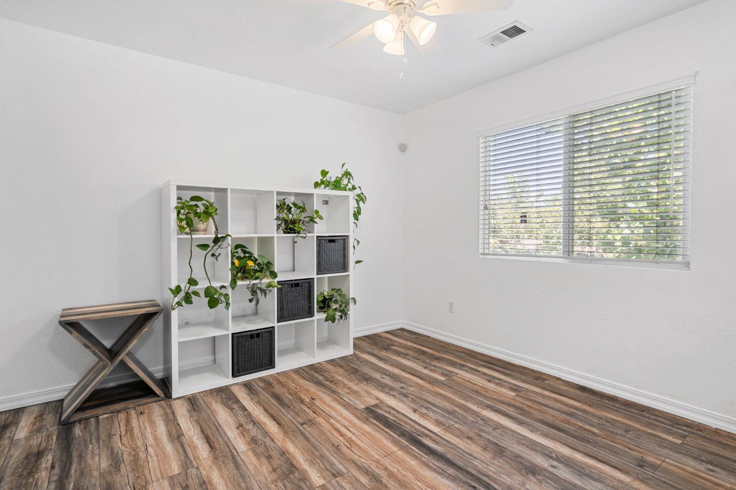 Detail Gallery Image 25 of 49 For 4076 Keepsake Ct, Tracy,  CA 95377 - 3 Beds | 2/1 Baths