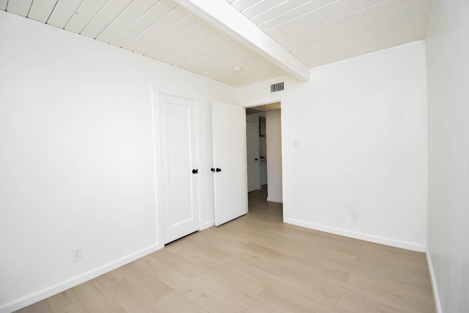 Detail Gallery Image 25 of 37 For 277 Arcade Blvd, Sacramento,  CA 95815 - 4 Beds | 2 Baths