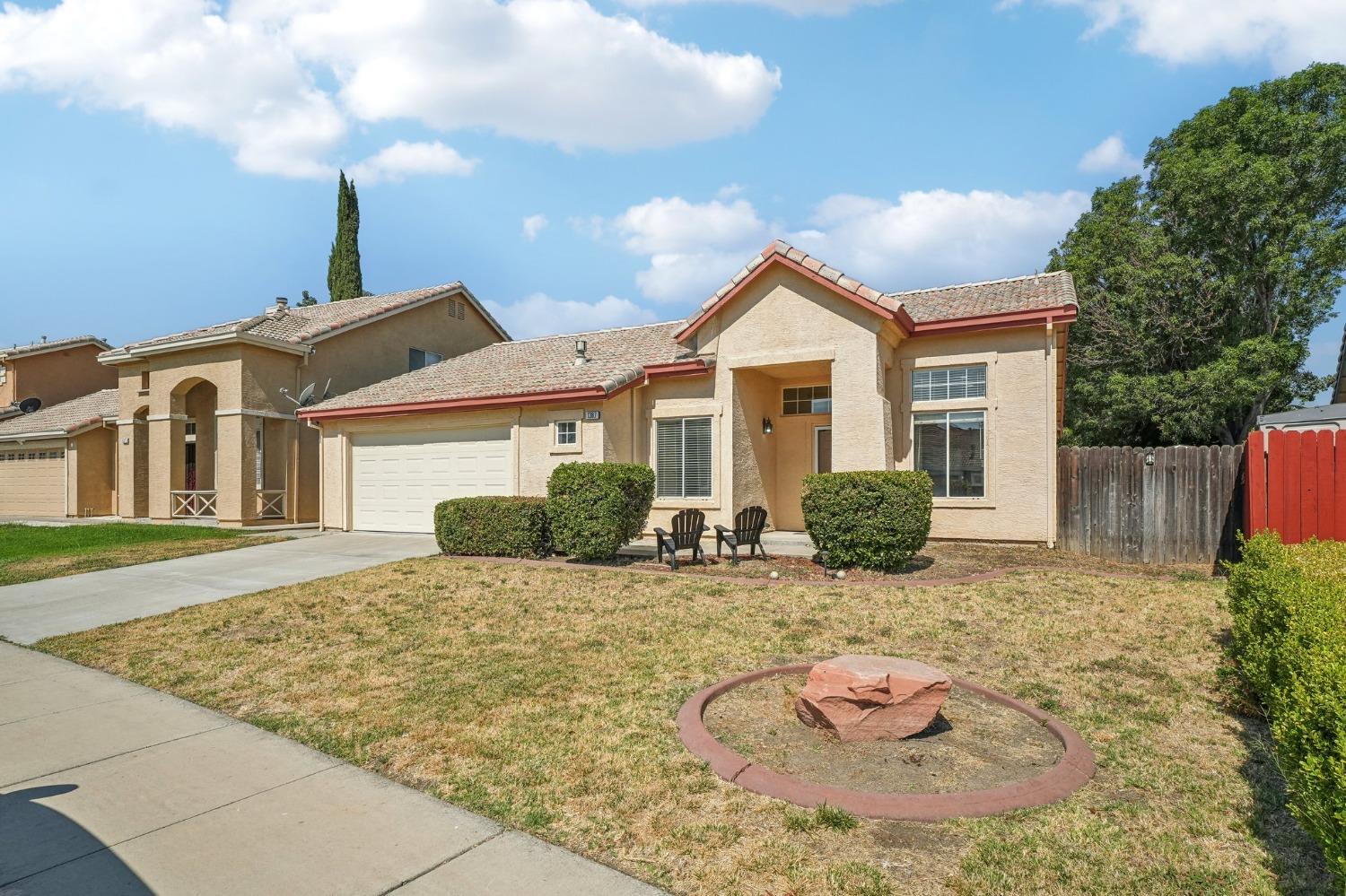 Detail Gallery Image 12 of 57 For 1387 Peppertree Way, Tracy,  CA 95376 - 3 Beds | 2 Baths