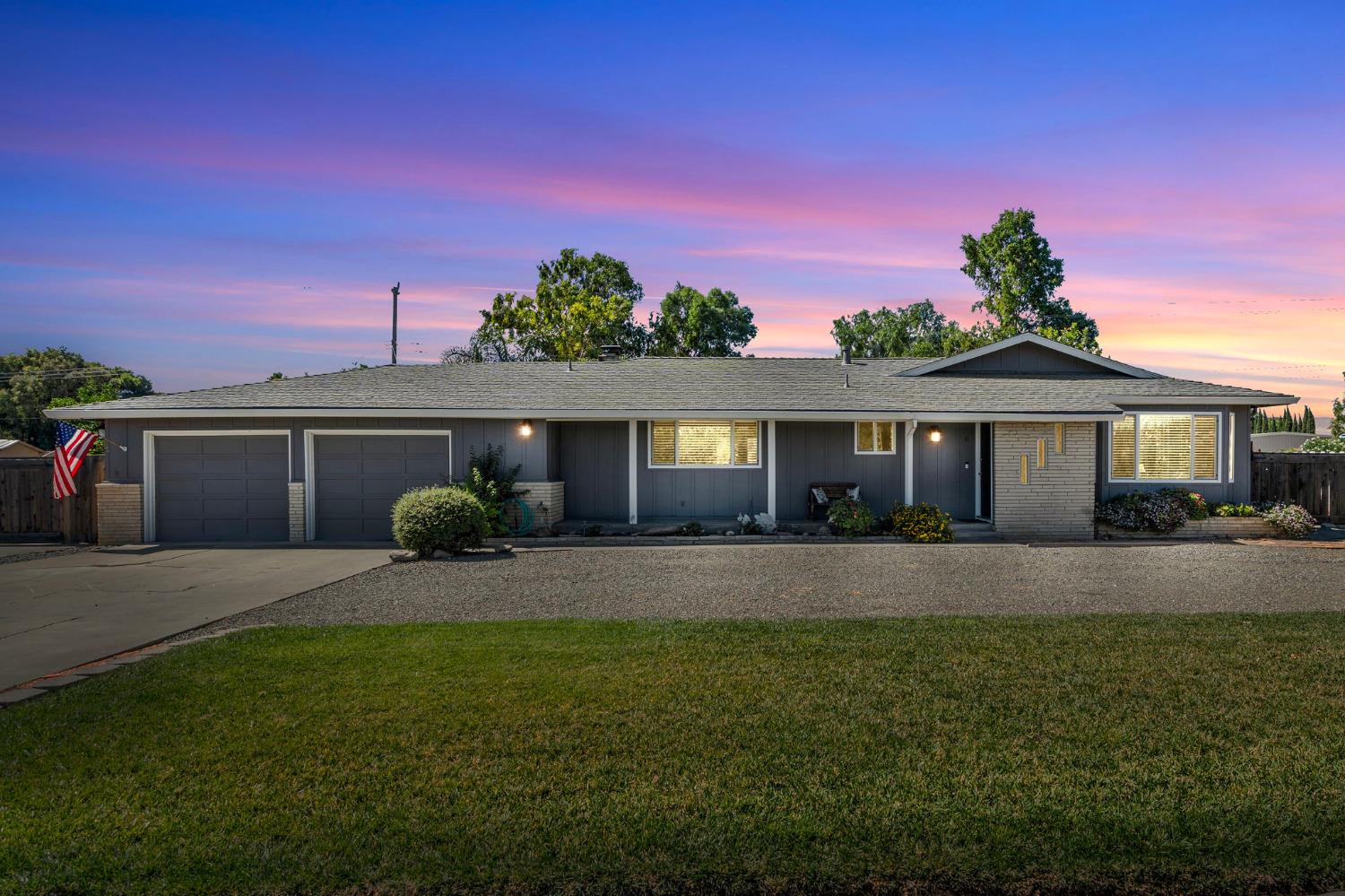 Detail Gallery Image 1 of 38 For 16220 Von Sosten Rd, Tracy,  CA 95304 - 3 Beds | 2/1 Baths