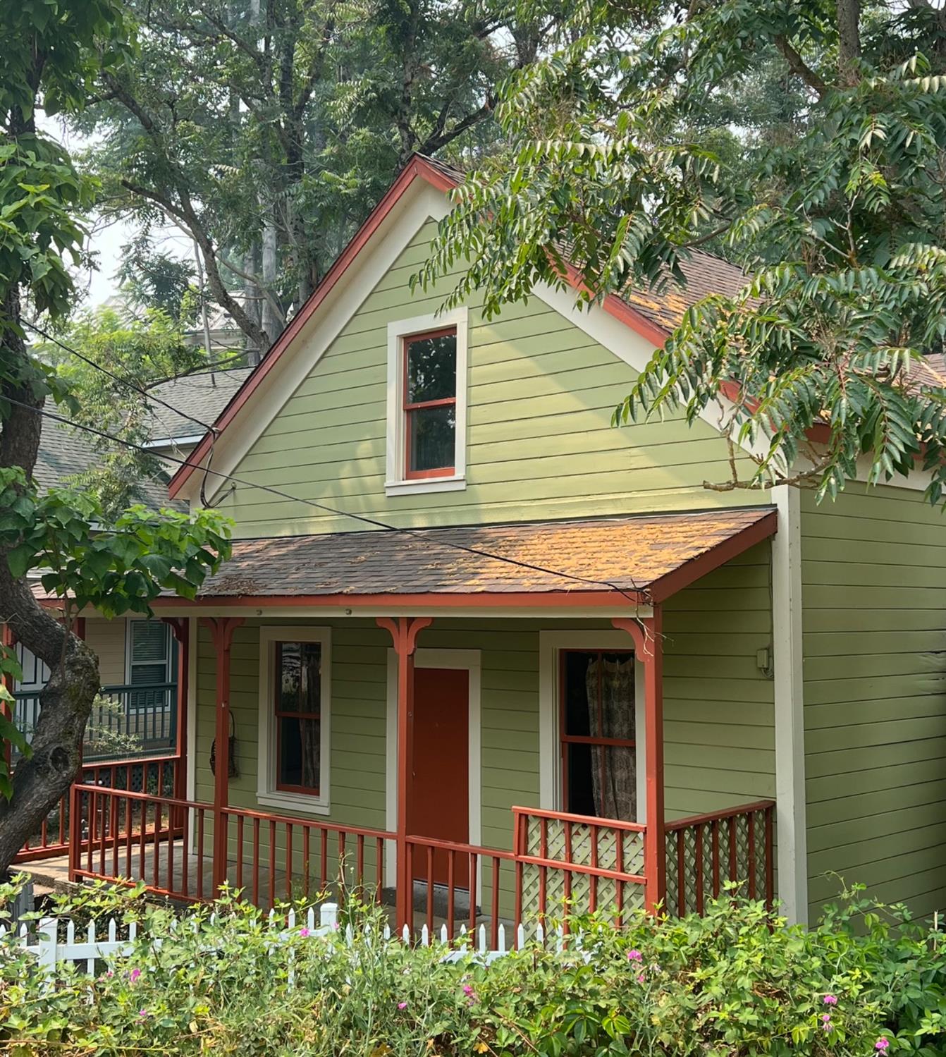 Detail Gallery Image 1 of 37 For 415 Coyote St, Nevada City,  CA 95959 - 3 Beds | 0/2 Baths